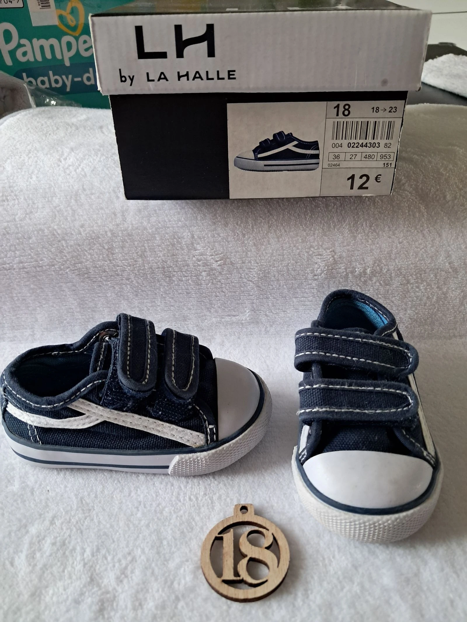 Basket tennis bleu pointure 18
